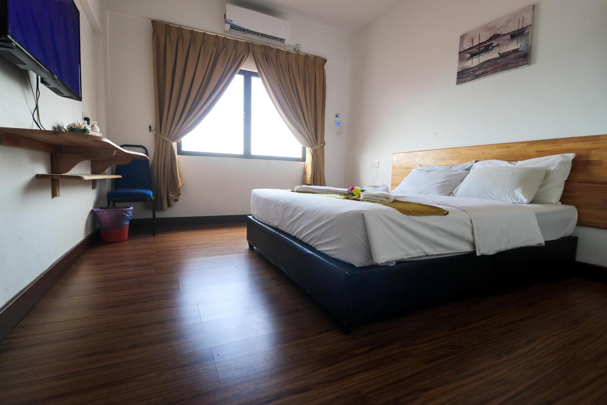 Am Transit Inn, كُوالا تيرينغانو المظهر الخارجي الصورة